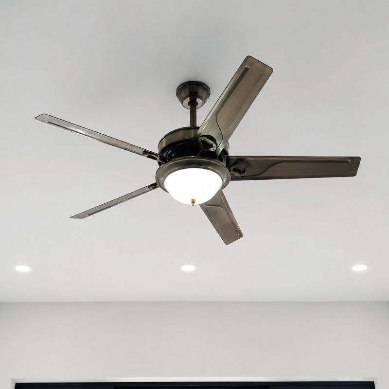 Quạt trần đèn thiết kế 5 cánh kim loại tối giản, hiện đại QT-240