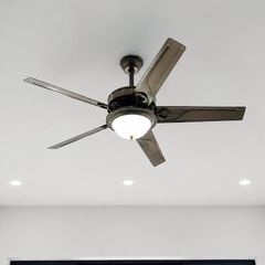 Quạt trần đèn thiết kế 5 cánh kim loại tối giản, hiện đại QT-240