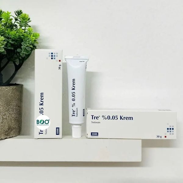 Kem dưỡng tái tạo da hỗ trợ trị mụn ASSOS Tretinoin 0.05% Krem 30g