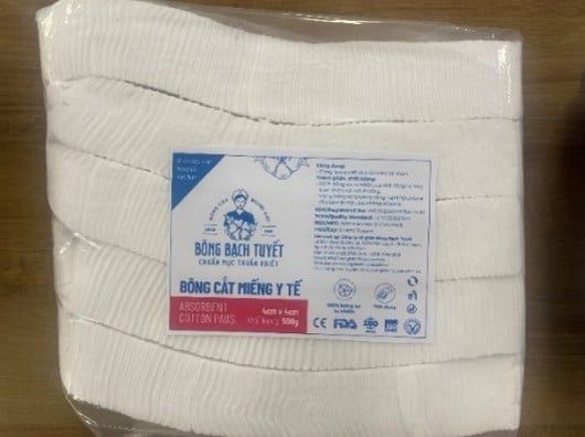  BÔNG Y TẾ CẮT MIẾNG 4CM X 4CM – 500G 