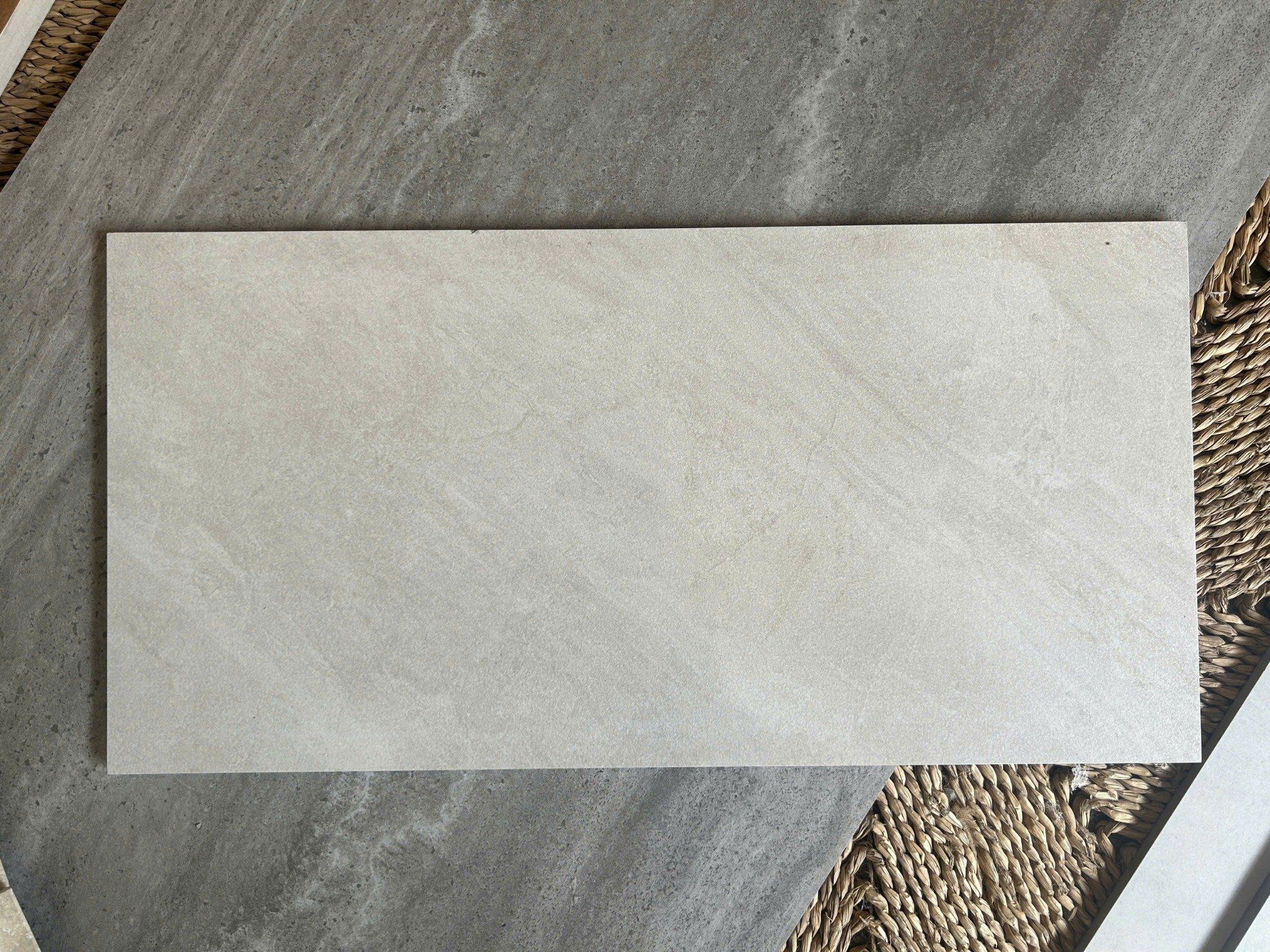 Gạch ốp lát vân đá 30x60cm
