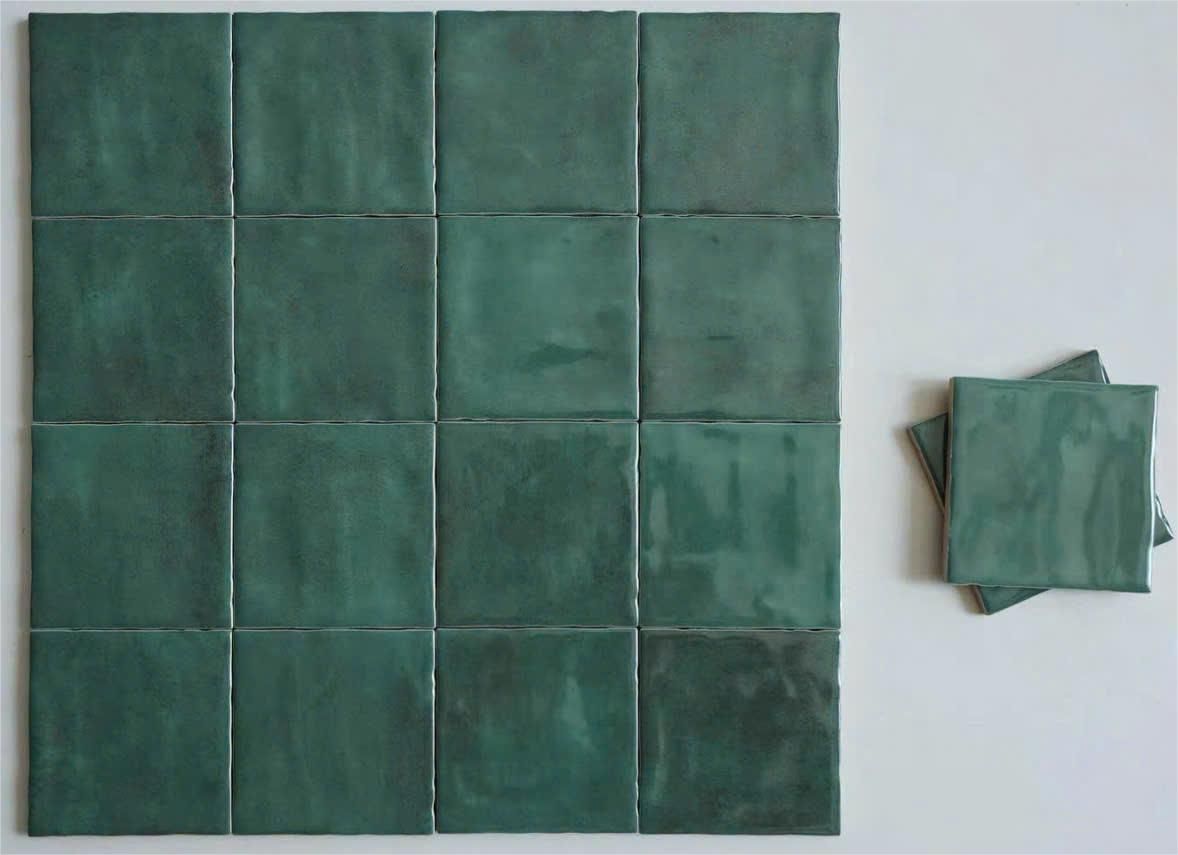 Gạch thẻ men bóng gợn 100x100mm màu xanh lá đậm