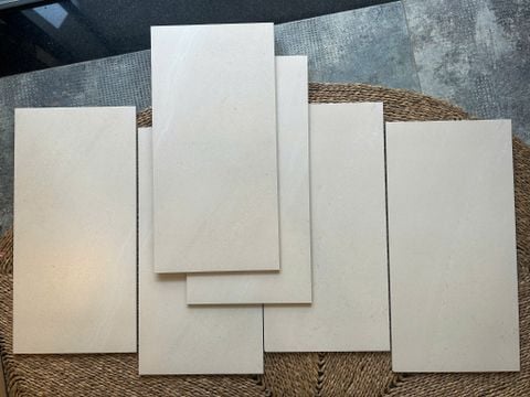  Gạch đá ốp lát màu kem beige 