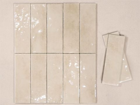  Gạch thẻ xương đá màu kem beige bóng lượn Art752301G 