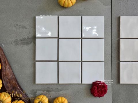  Gạch thẻ màu trắng ngà men bóng gợn sóng 100x100mm Art00G 