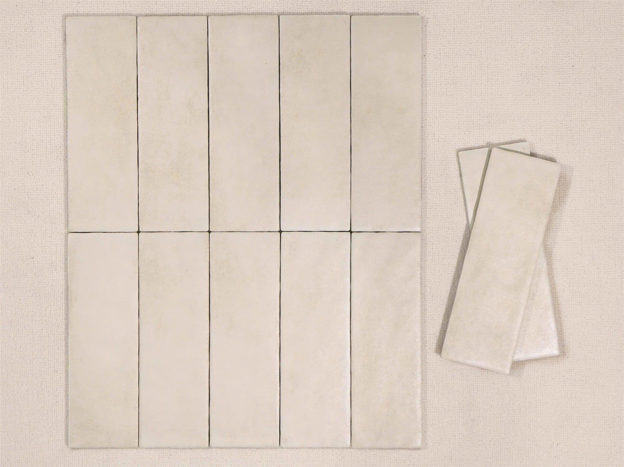 Gạch thẻ xương đá kem beige mờ lượn Art752301M