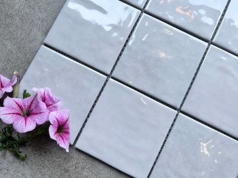 Gạch mosaic men gốm trắng xám 100x100mm ArtA01 