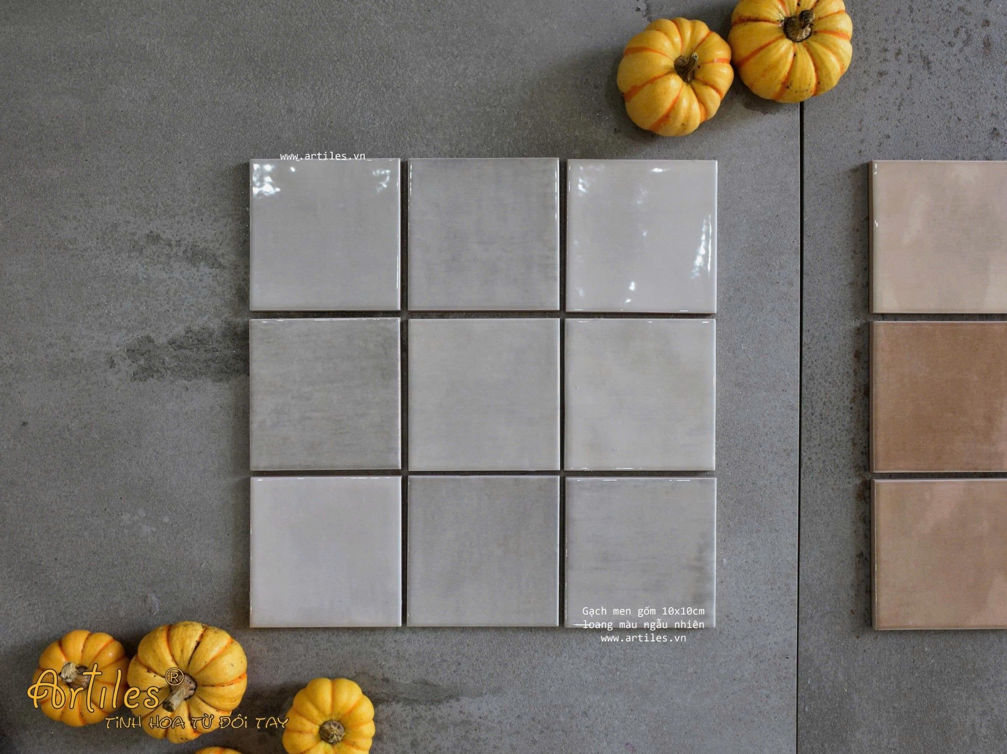 Gạch thẻ màu xám kem men bóng gợn sóng 100x100mm Art02G
