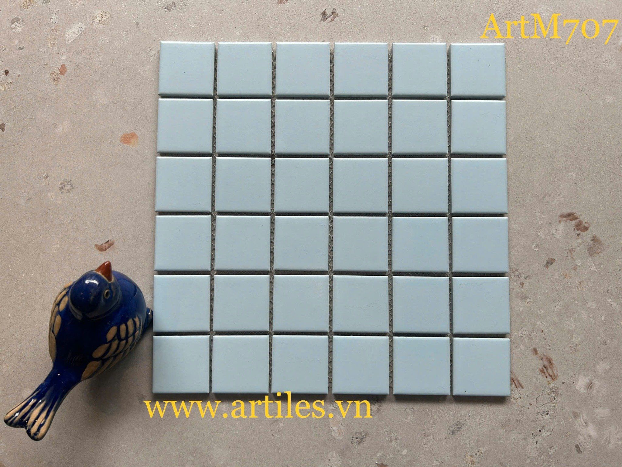 Gạch mosaic màu xanh dương nhạt ArtM707