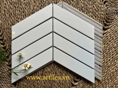  Gạch mosaic xương cá ( mũi tên) trắng bóng 