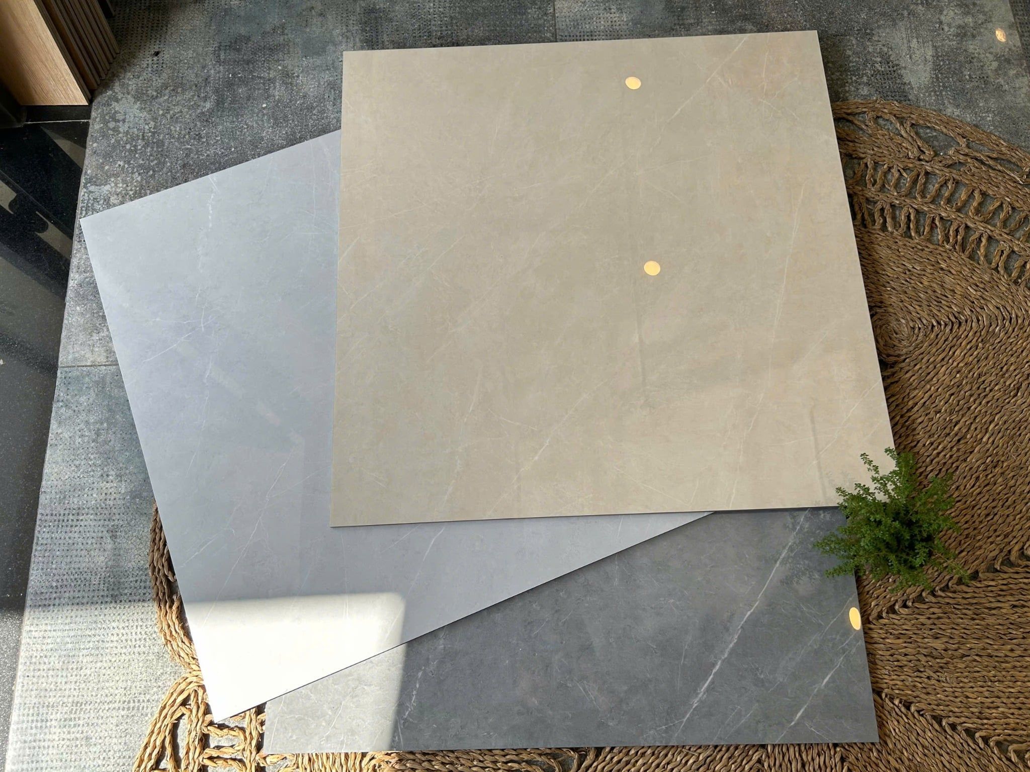 Gạch bóng kiếng vân đá vàng ArtZ88804