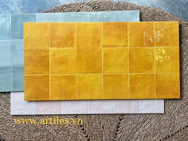 Gạch ốp tường giả thẻ 40x80cm màu vàng cam