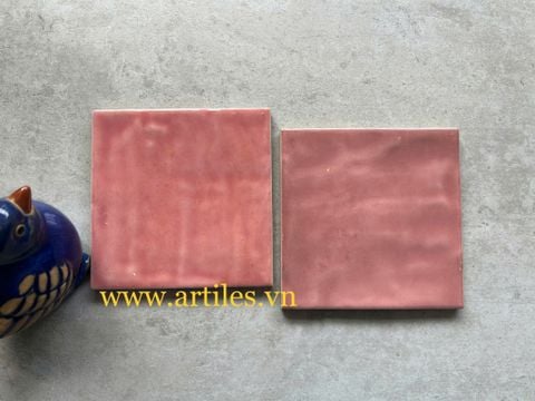  Gạch thẻ vuông màu hồng bóng lượn ArtM2009 