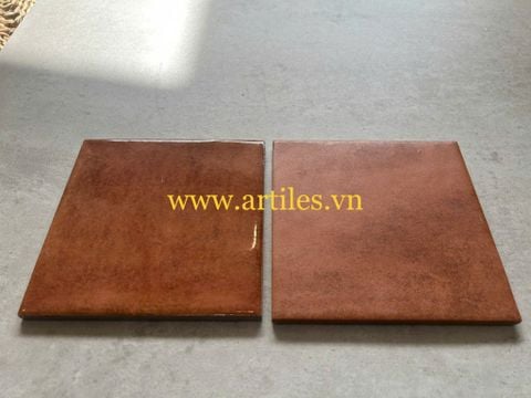  Gạch thẻ 150x150mm men bóng màu đỏ đất 