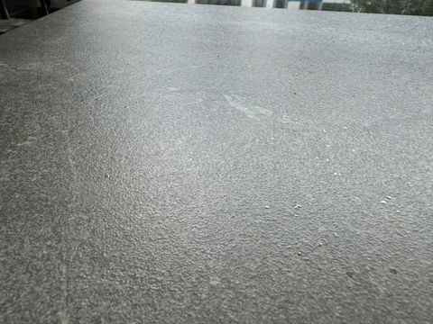  Gạch 60x60 xương đá đồng chất xám đậm 