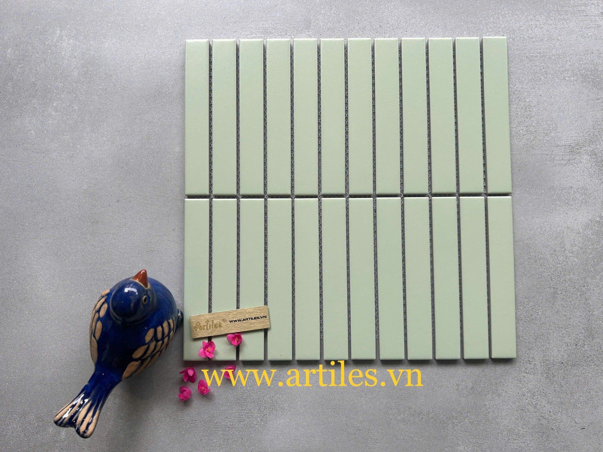 Gạch mosaic que đũa màu xanh mint
