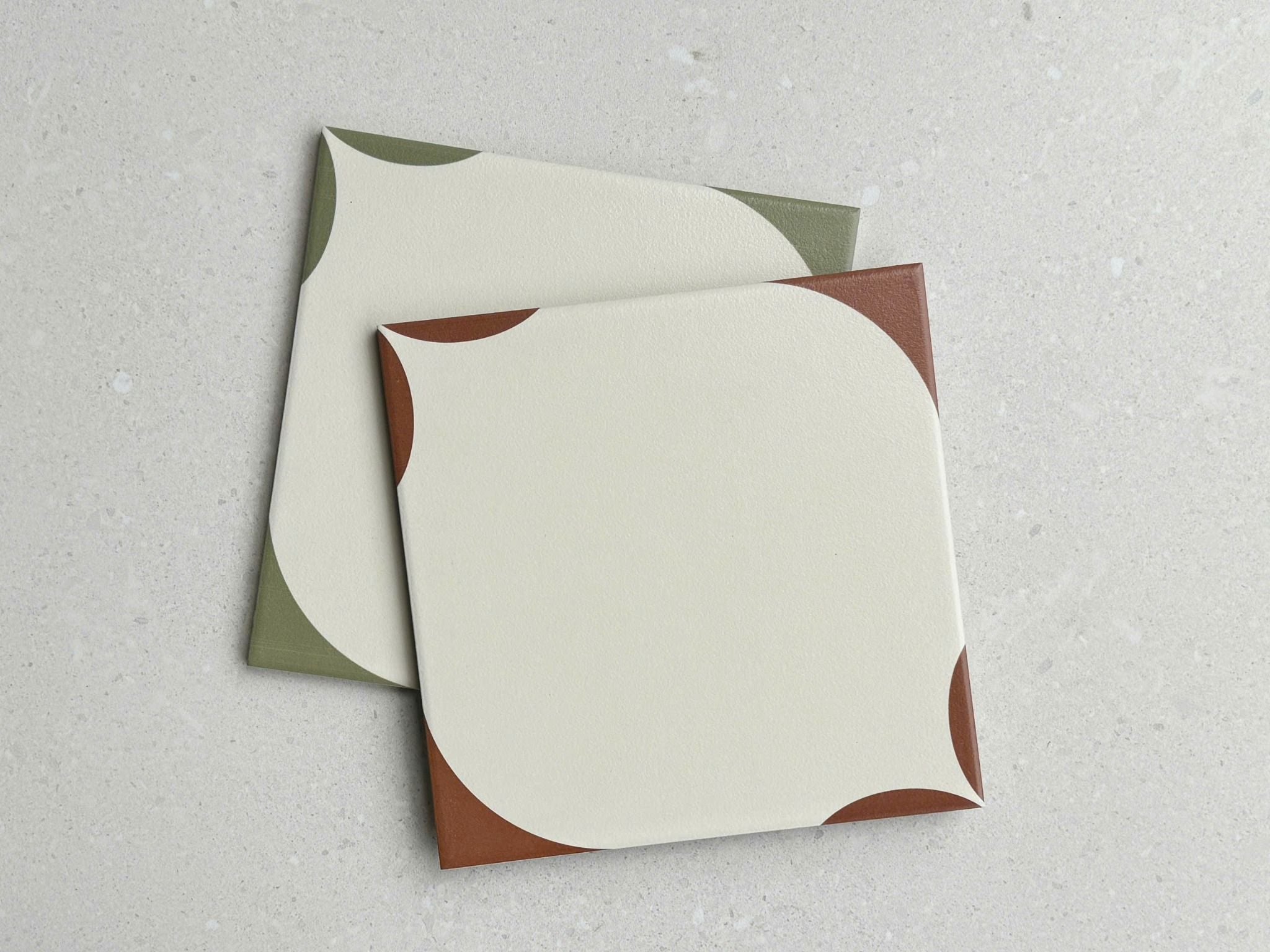 Gạch bông họa tiết nâu kem 20x20cm