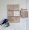 Gạch thẻ màu nâu vàng men mờ gợn sóng 100x100mm Art03M