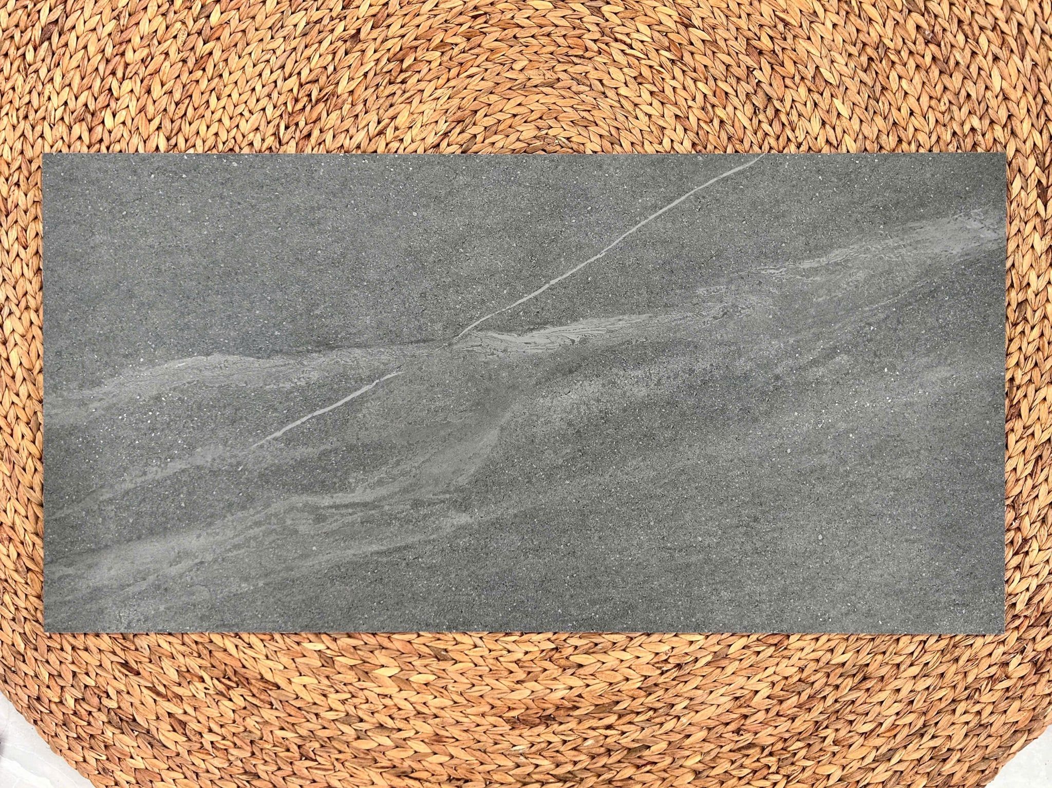 Gạch vân đá màu xám đen Dark Grey Art61203
