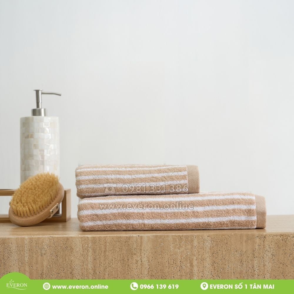Khăn Cotton cao cấp - Họa tiết Sọc nâu