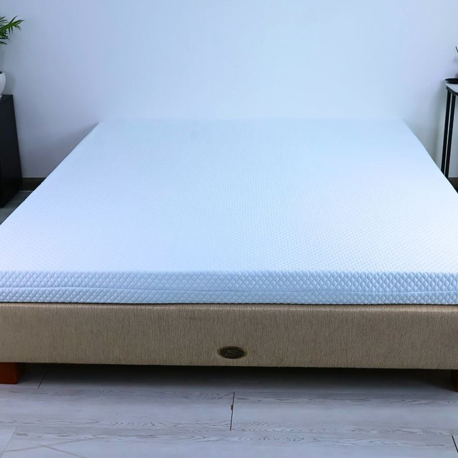 Nệm cao su thiên nhiên massage NIN House 7 vùng 180x200x10cm - Hỗ trợ chăm sóc cột sống