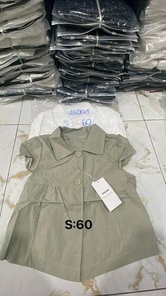  áo sm cổ sen TN nút trắng 