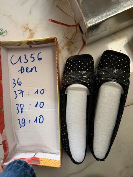  Giày bb phối mũi chấm bi đen 37 
