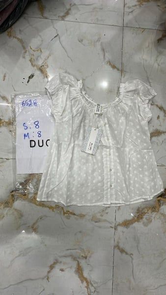  áo boi nút hoa trắng S 