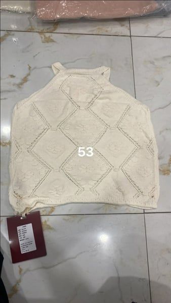  áo len yếm trắng 