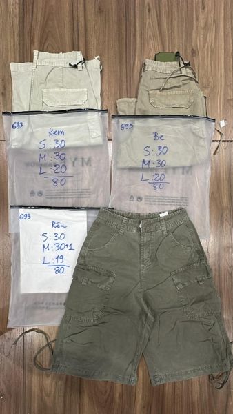  quần bermuda túi hộp kem S 