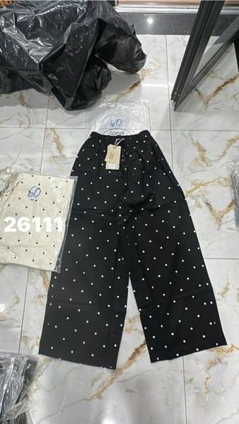  Quần vải bi trắng 