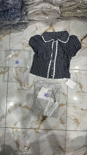  Áo somi caro viền ren cổ sen xám 