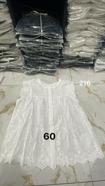  áo sn boi nút trắng 