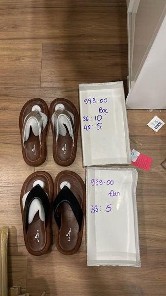  dép xỏ ngón đế bẹt quai bạc 36 