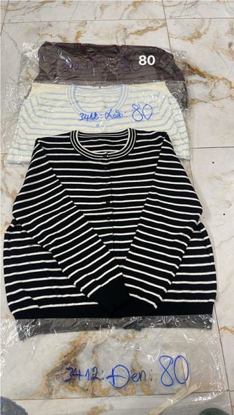  áo khoác CDG kẻ đen trắng 