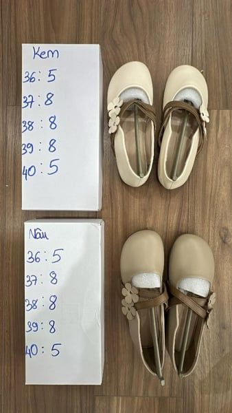  giày bb mũi tròn 2 dây đính hoa nâu 38 