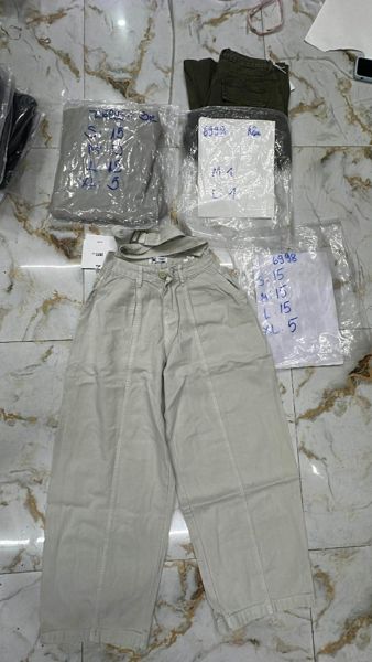  quần jeans ống cong 6998 kem M 