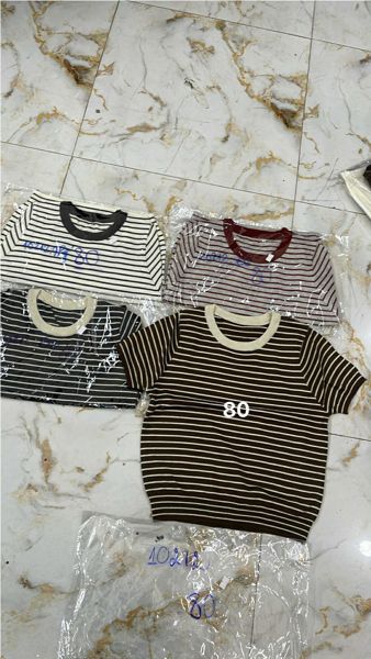  áo len TN cổ tròn phối cổ kẻ đen 