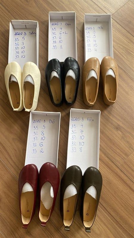  Giày bb mũi thuôn kem 40 