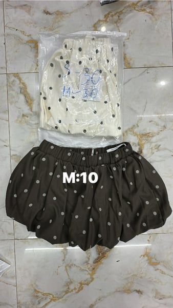  CV mini bí chấm bi trắng M 