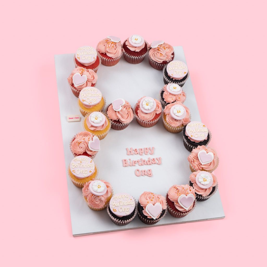 Cupcake Xếp Số 8