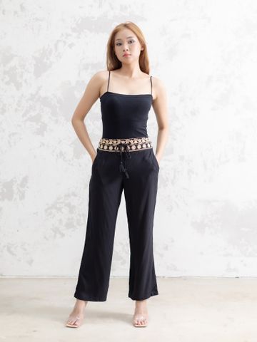  Quần Đen Thêu Hoa Cotton Isla Bonita 