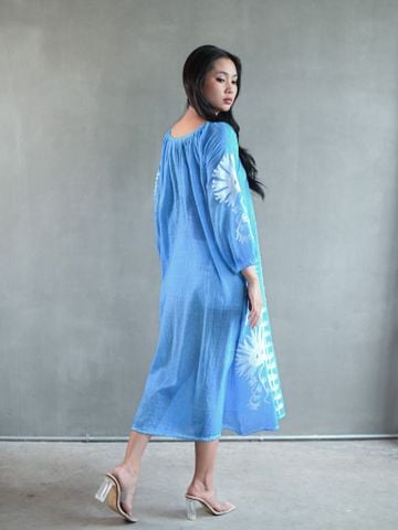  Đầm Midi Cổ Tròn Thêu Hoa Cotton Isla Bonita 