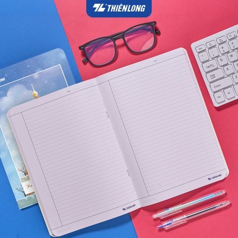 Tập học sinh 120 trang kẻ ngang 7mm 70 gsm Thiên Long Buddies Travel TP-NB104 - Mẫu ngẫu nhiên