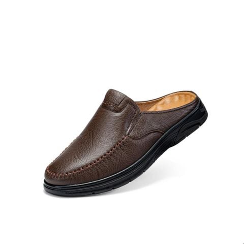 Giày sục Mocasin nam Bitis Stone màu nâu đậm quai da thật dập vân chỉ khâu tay đế cao su đúc BMM002677NAD chính hãng