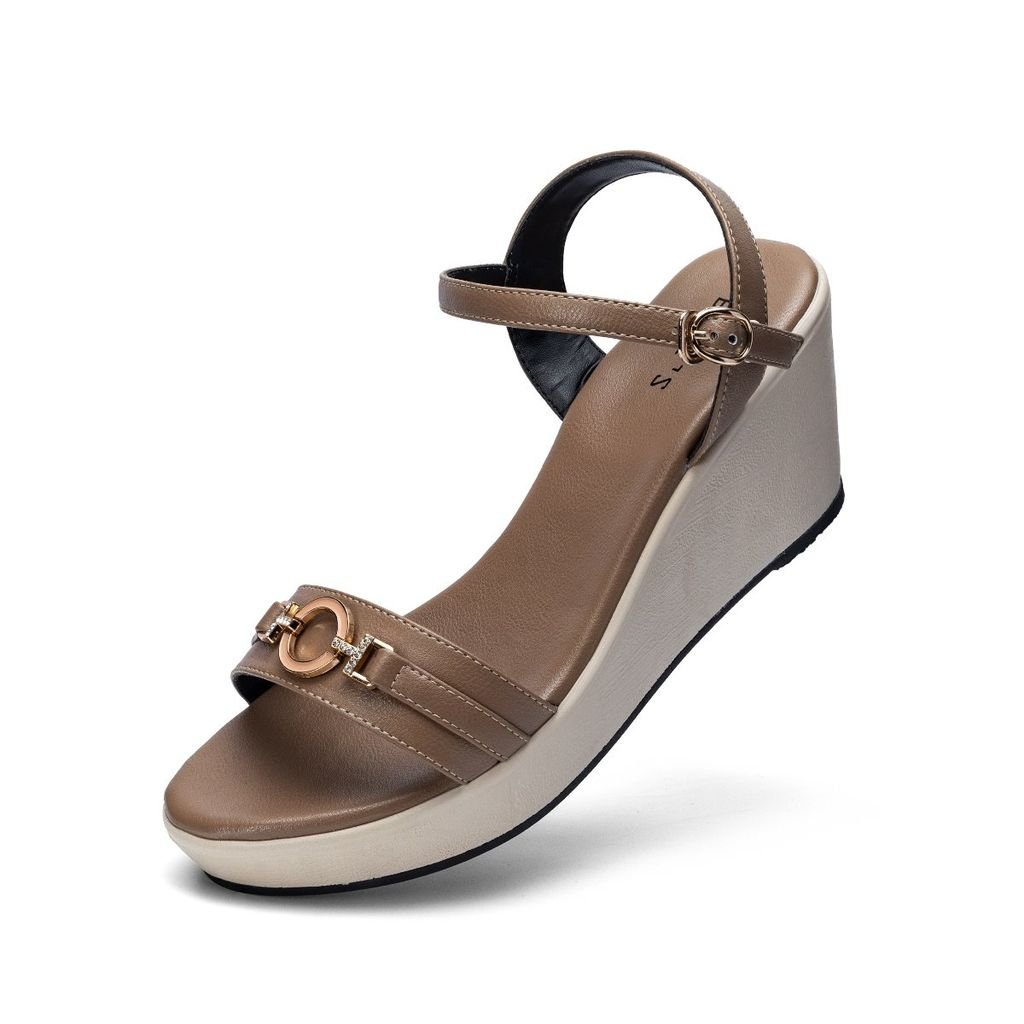  Sandal Đế Xuồng Biti's Nữ Màu Nâu BPW005688NAU 