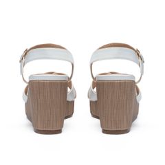 Sandal Đế Xuồng Biti's Nữ Màu Trắng BPW006288TRG 