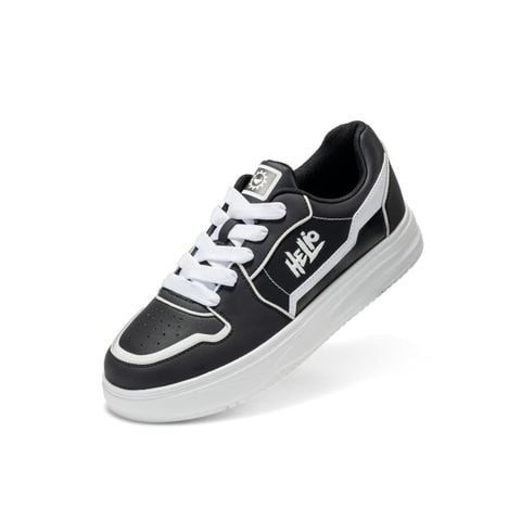 Giày thể thao teen nam nữ Bitis Helio màu đen quai da si in chữ trắng đế đúc IP siêu nhẹ chính hãng BSB010800DEN