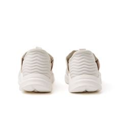  Giày Thể Thao Biti's Bé Gái Hand Free Màu Kem BSG002800KEM 