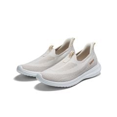  Giày Thể Thao Biti's Êmbrace Nữ Màu Kem BSW005700KEM 